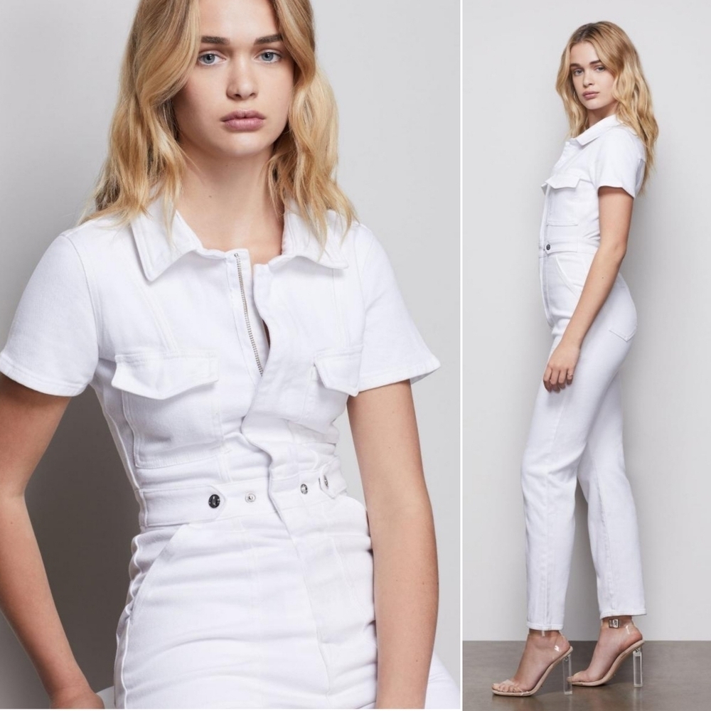 GOOD AMERICAN // fit for success short sleeved zip front stretch denim jumpsuit